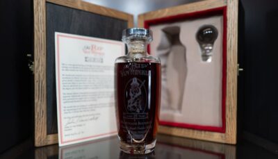 Pappy Van Winkle 25 Years Old Decanter, Old Rip Van Winkle 25 Year - Image 3